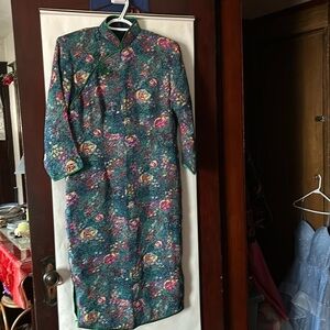Custom made fully lined Chinese qipao dress, medium